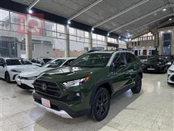 تۆیۆتا ڕاڤ 4